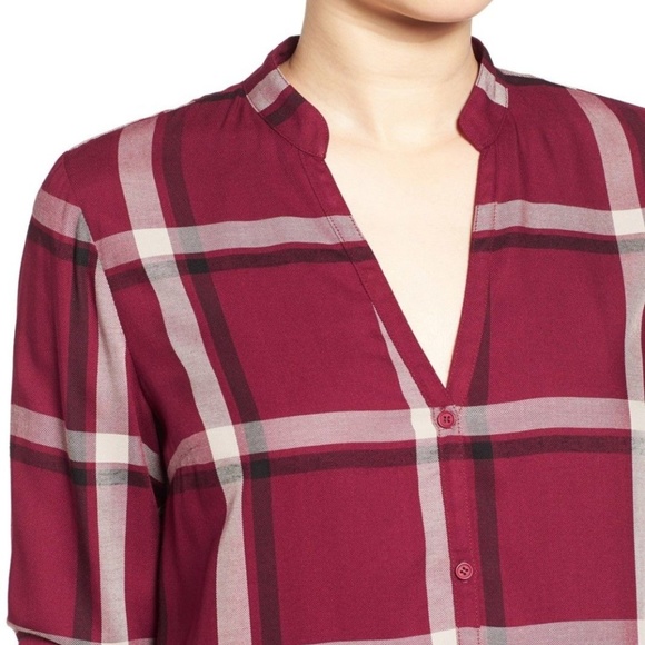 'Vevina' Plaid Shirtdress - Picture 3 of 3